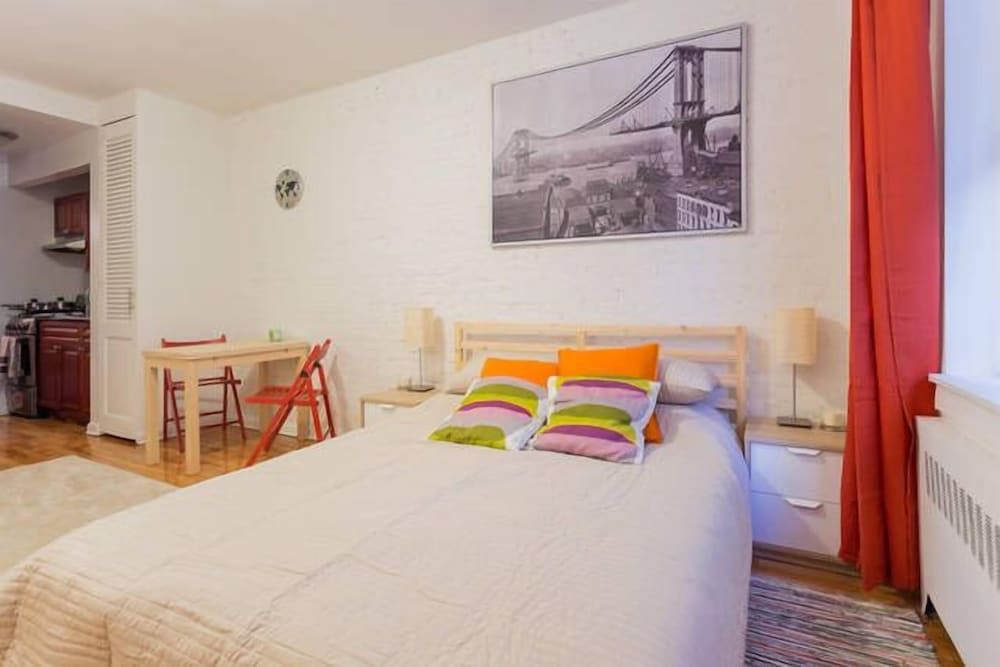 undefined Beautiful Studio Near Central Park