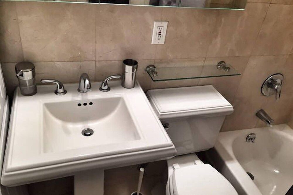 undefined Cozy Studio 10