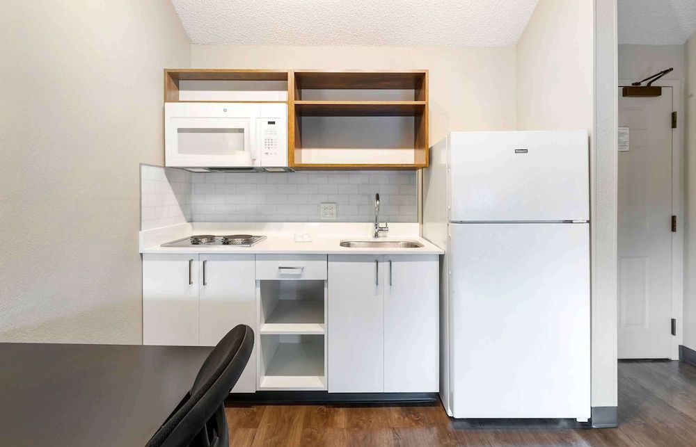 Extended Stay America Premier Suites - Miami - Airport - Miami Springs Superior Studio, 2 Double Beds, Accessible, Non Smoking 5