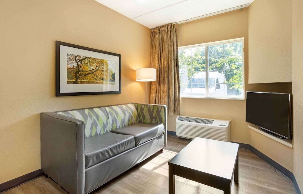 Extended Stay America Suites Fishkill Route 9 Suite, 1 Queen Bed with Sofa bed, Non Smoking 3