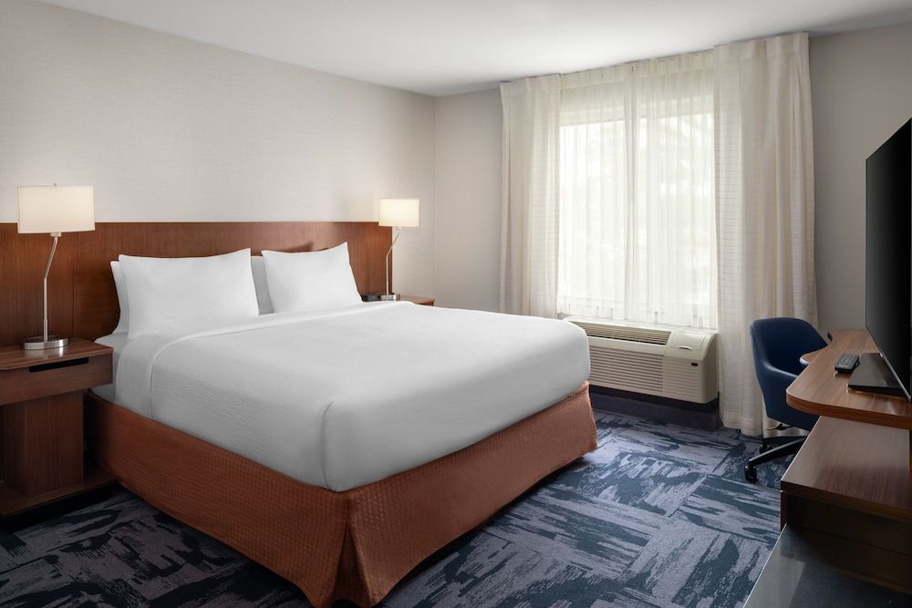 undefined Fairfield Inn and Suites Orlando Kissimmee Celebration 4