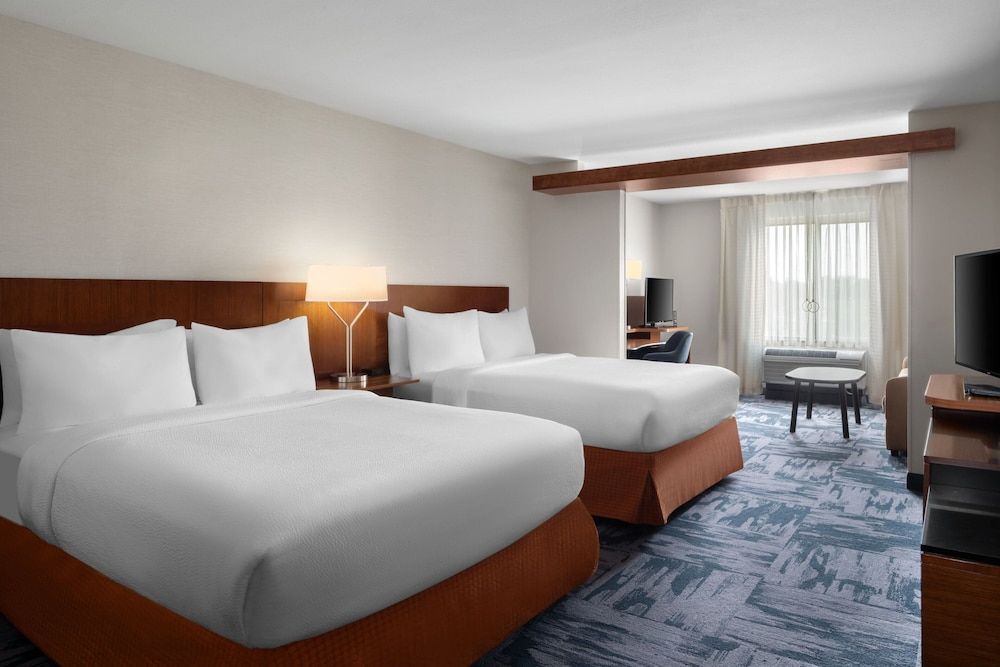 Suite, Multiple Beds