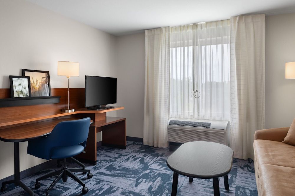undefined Fairfield Inn and Suites Orlando Kissimmee Celebration 10
