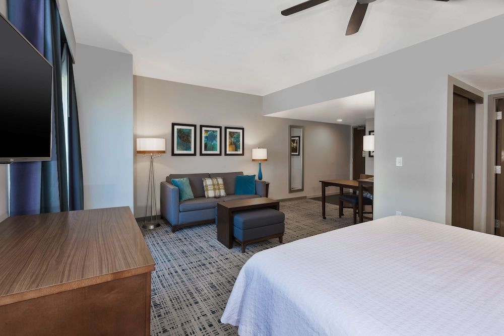 Homewood Suites by Hilton Pittsburgh Downtown Basic Studio Suite, 1 King Bed 2