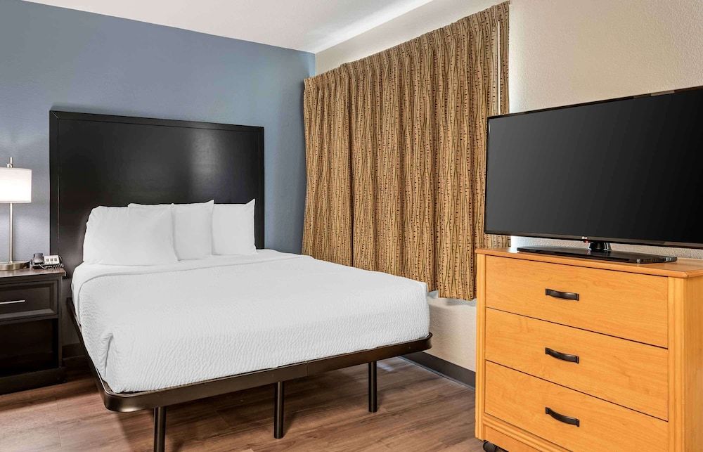 Suite, 1 Queen Bed, Non Smoking