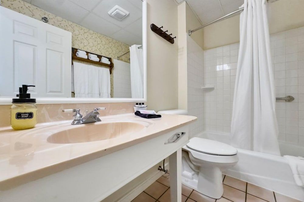 Two Queen Suite - Not Pet Friendly