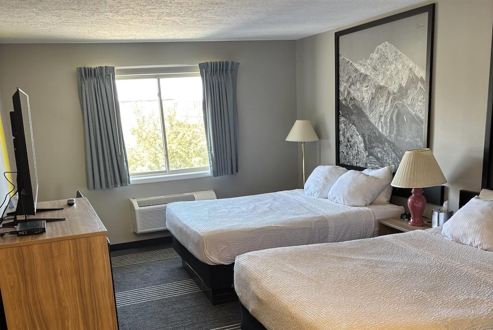 Room, 2 Queen Beds, Non Smoking