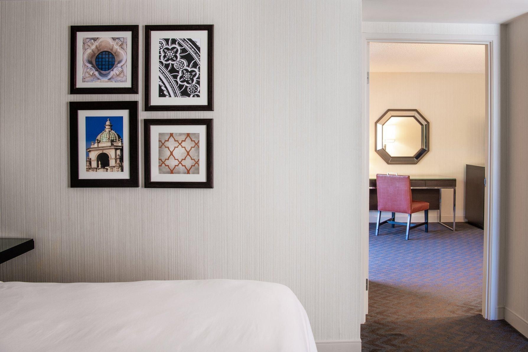 1 Bedroom Junior Suite, 1 King, Sofa bed, Balcony