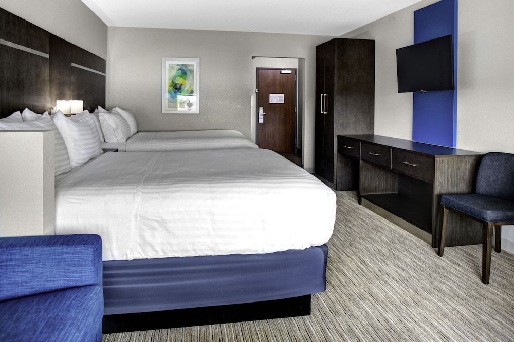 Suite, 2 Queen Beds