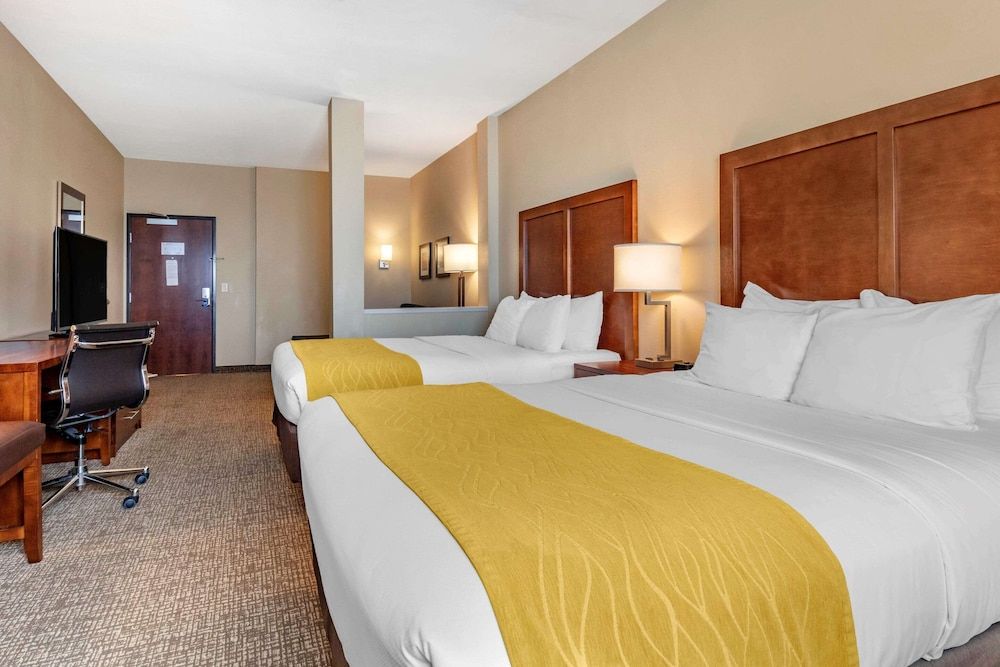 Room, 2 Queen Beds, Accessible, Non Smoking