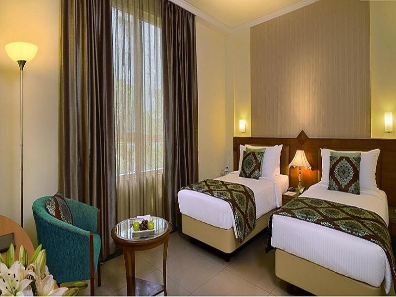 JP Cordial Deluxe King Room 6