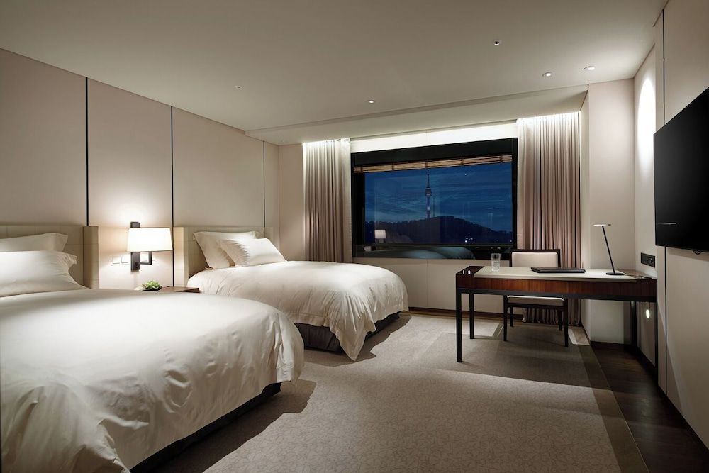 The Shilla Seoul Deluxe Twin Room (Outdoor Pool Access Excluded)