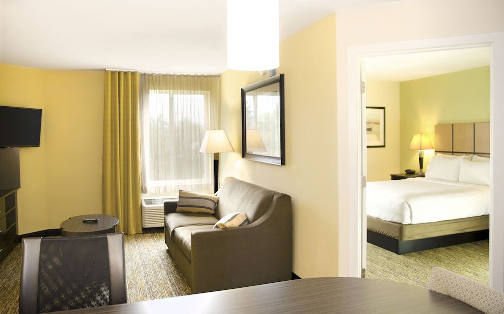 Suite, 1 Bedroom (Living Dining)
