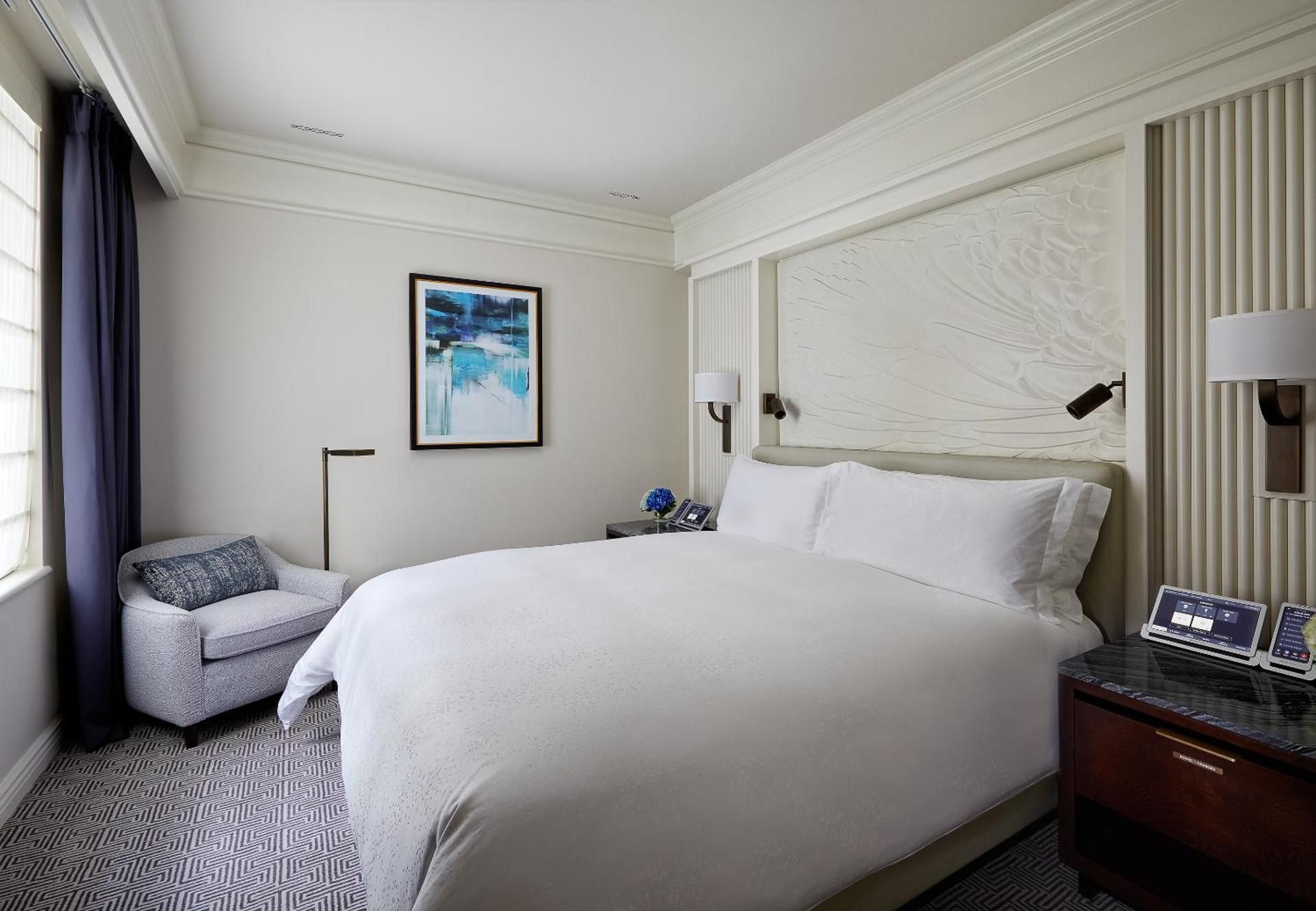 Jr. Executive Suite
