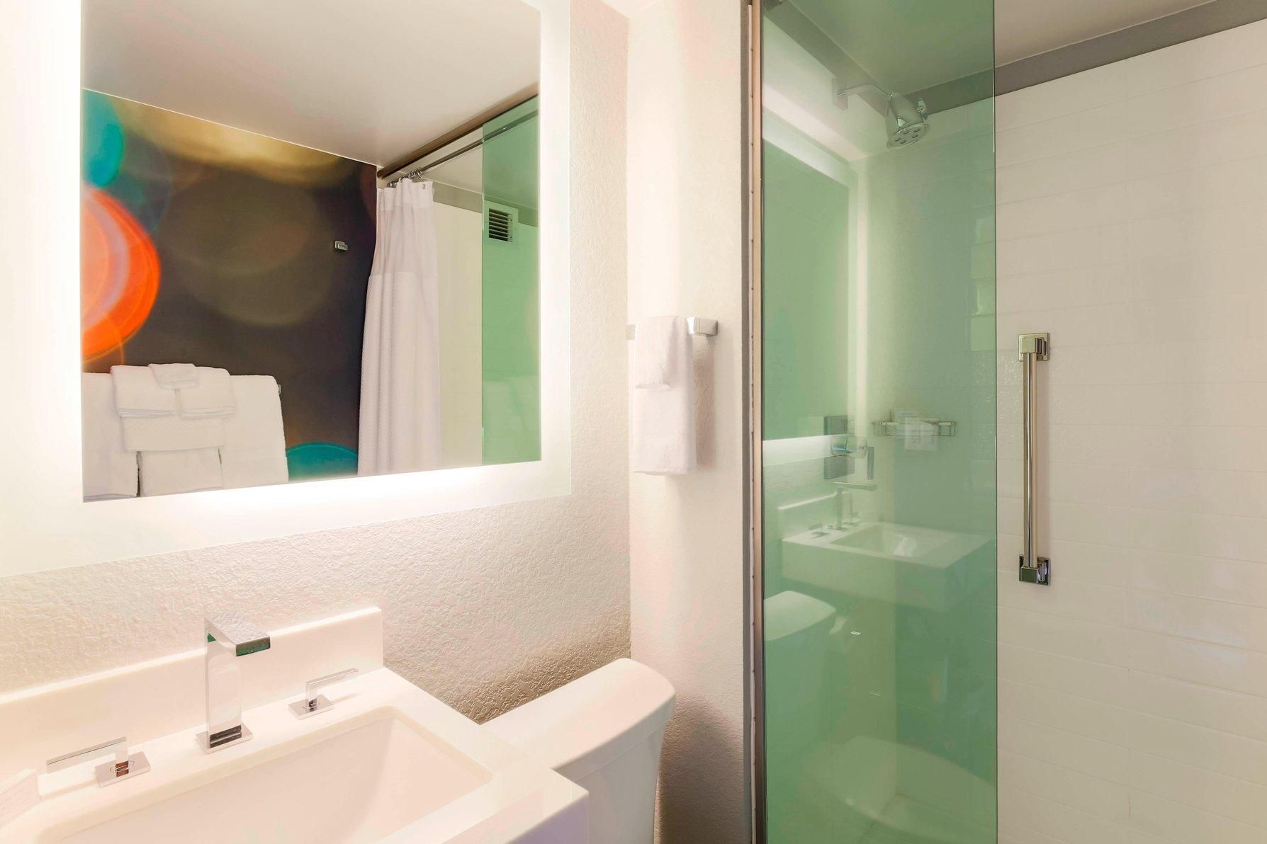 undefined Courtyard by Marriott San Francisco Union Square 8