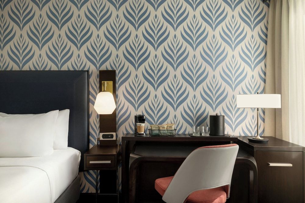 Courtyard by Marriott San Francisco Union Square Room, 1 King Bed (Hearing Accessible) 9