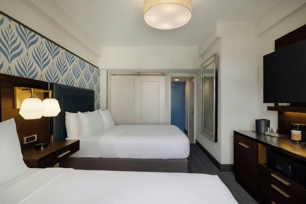undefined Courtyard by Marriott San Francisco Union Square 8