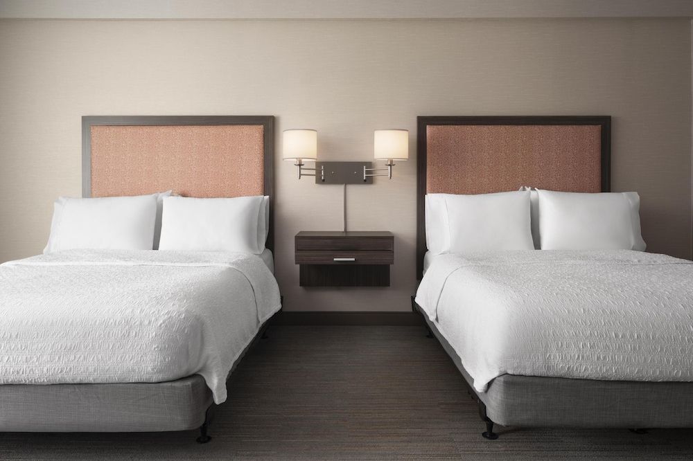 Room, 2 Queen Beds, Accessible, Non Smoking (Hearing)