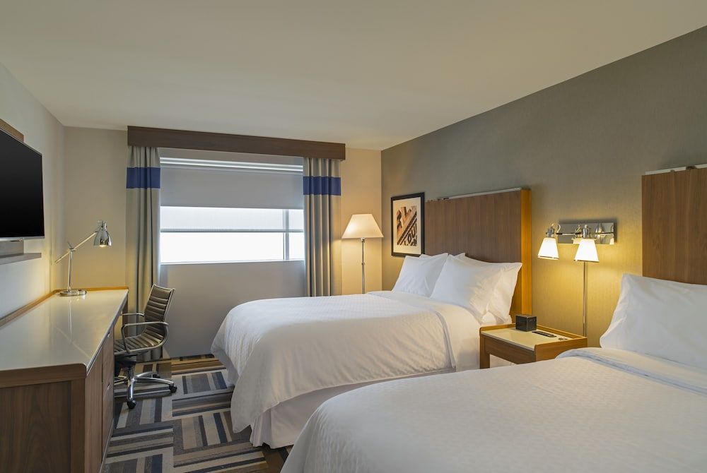 Room, 2 Double Beds, Non Smoking (Mobility/Hearing Accessible, Tub)