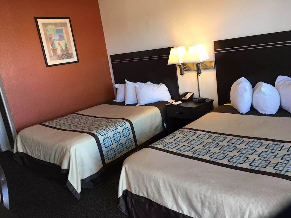 Days Inn by Wyndham Hobbs Studio Suite, 2 Queen Beds, Non Smoking