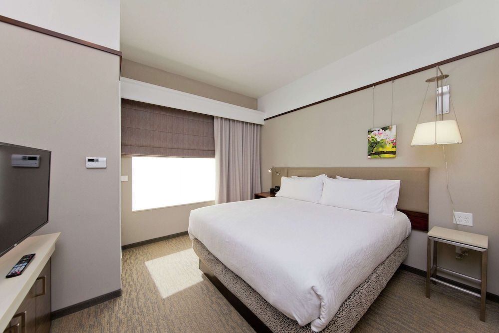 Suite, 1 King Bed, Non Smoking