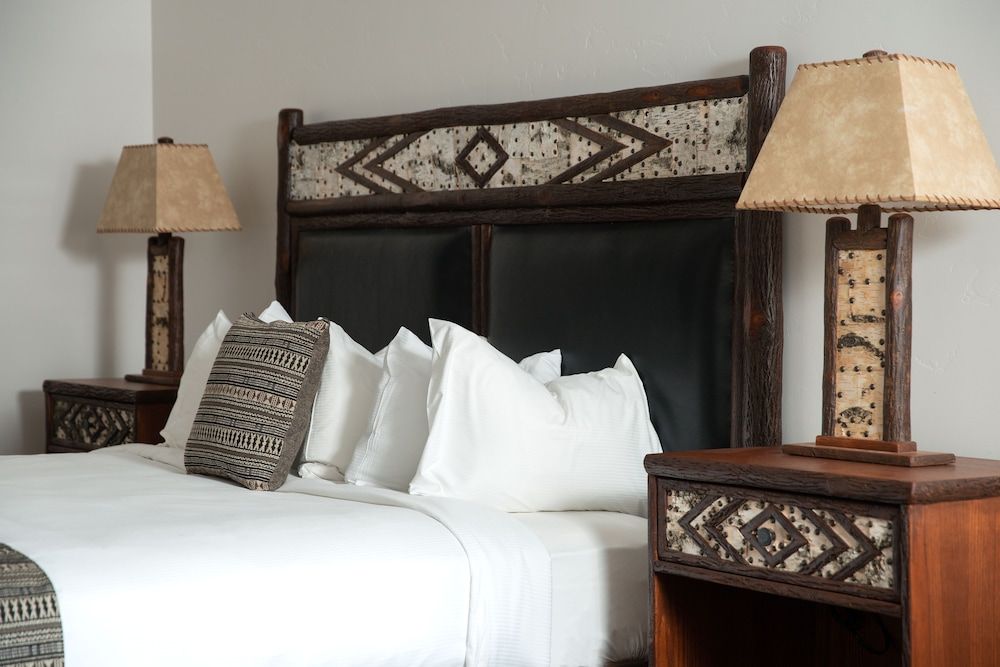 undefined The Landing at Estes Park - Riverside Retreat 4