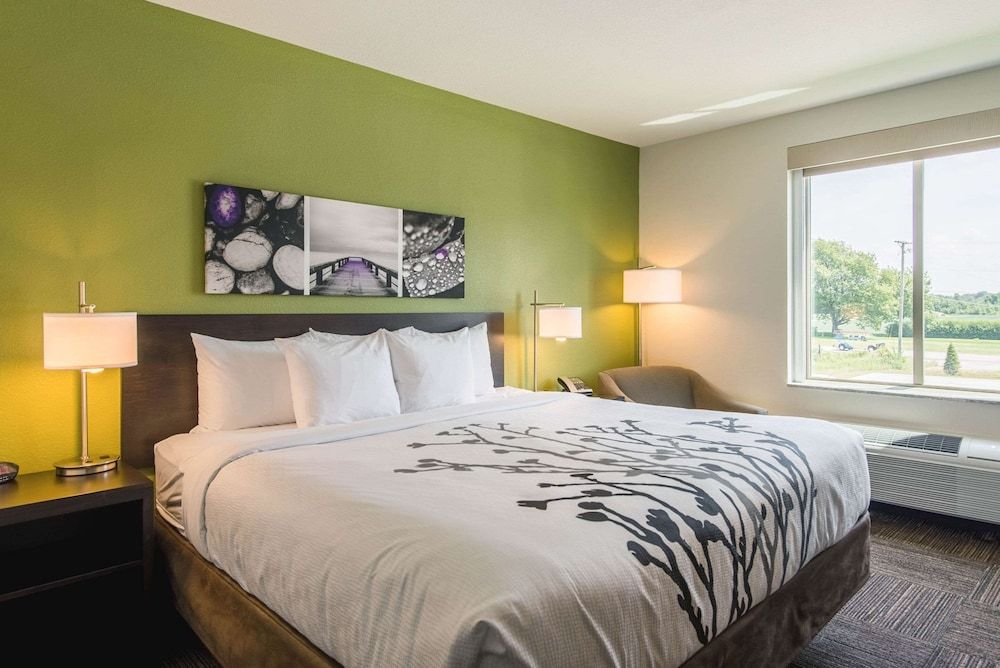 Sleep Inn & Suites