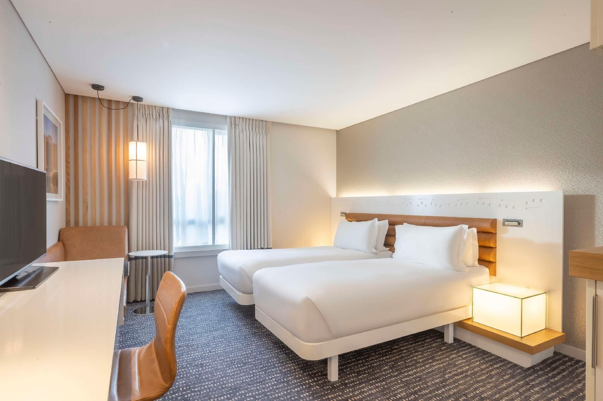 Twin Premium Room