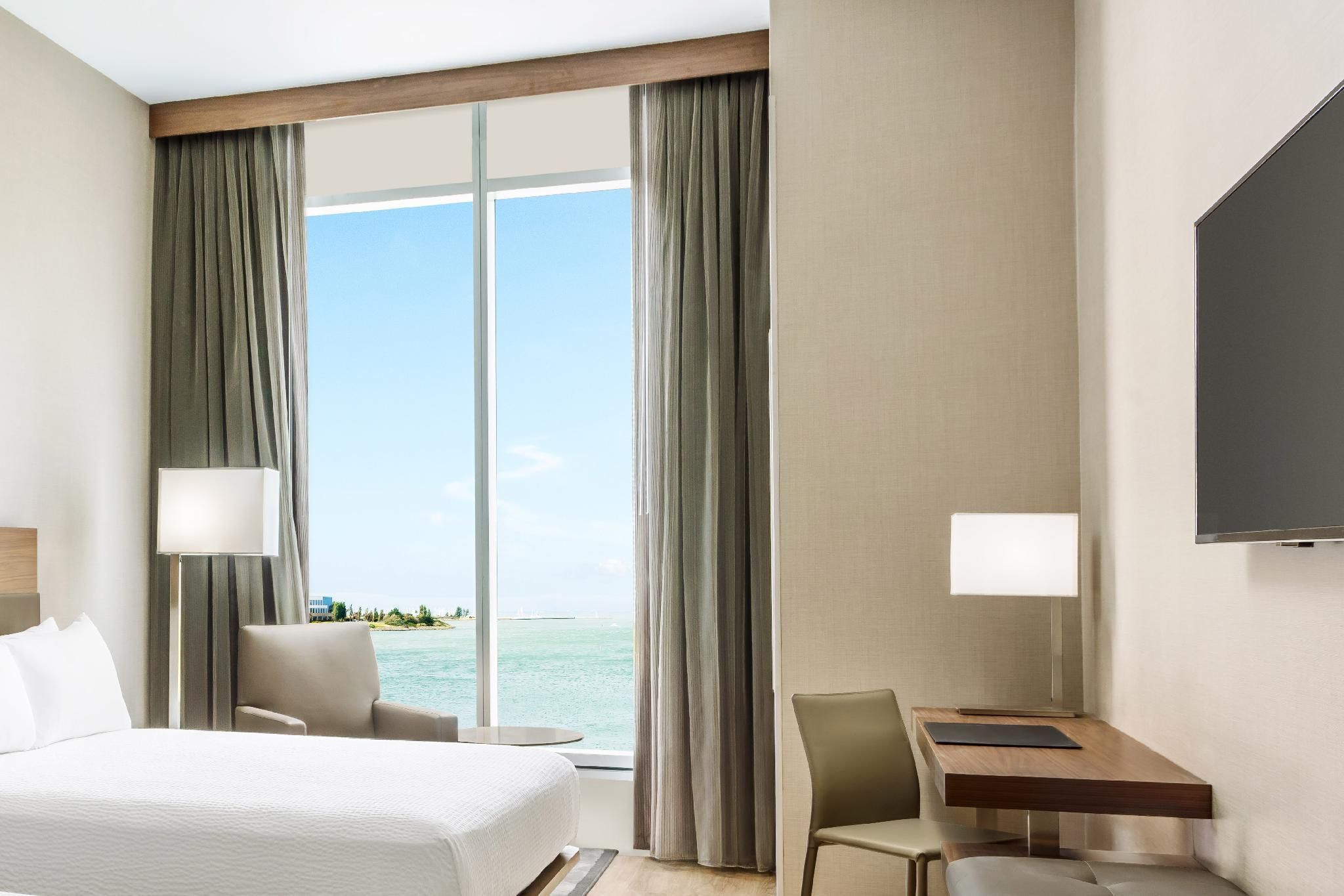 2 QUEENS BAY VIEW, GUEST ROOM, 2 QUEEN, BAY VIEW