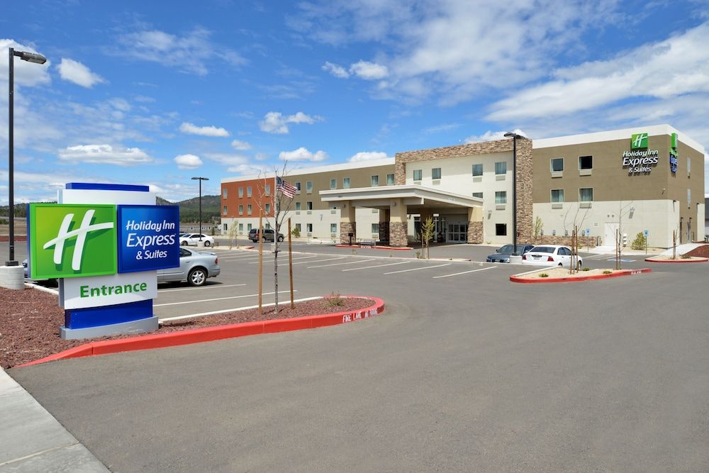 undefined Holiday Inn Express & Suites Williams by IHG 6