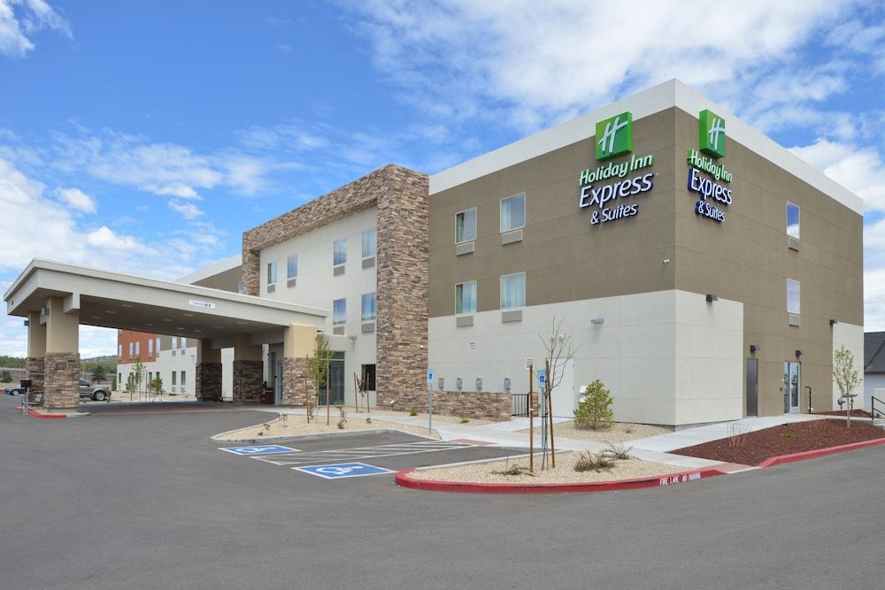 undefined Holiday Inn Express & Suites Williams by IHG 7