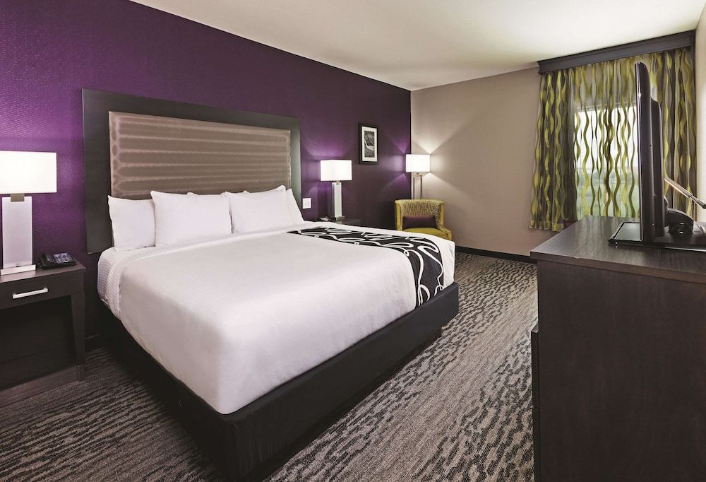 Room, 1 King Bed, Non Smoking