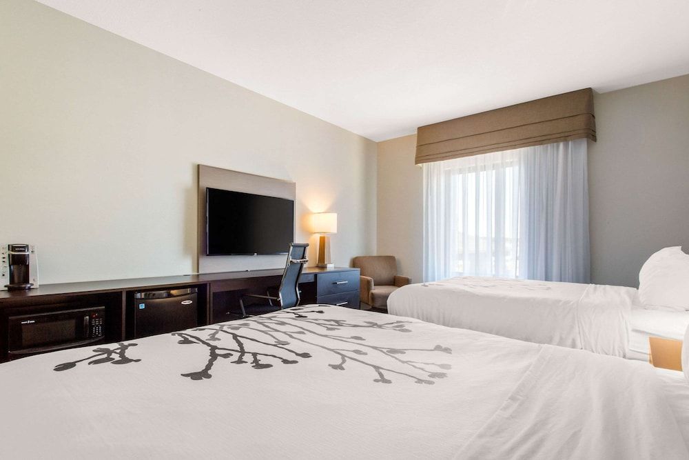 Standard Room, 2 Queen Beds, Non Smoking