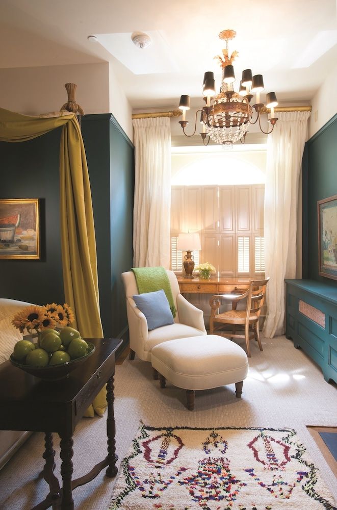 Suite ( Two )