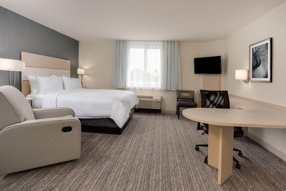 undefined Candlewood Suites Miami Intl Airport-36th St by IHG 2