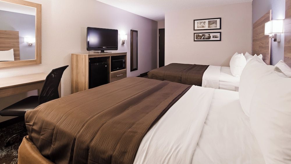 Room, 2 Queen Beds, Non Smoking