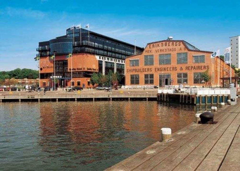 undefined Quality Hotel 11 3