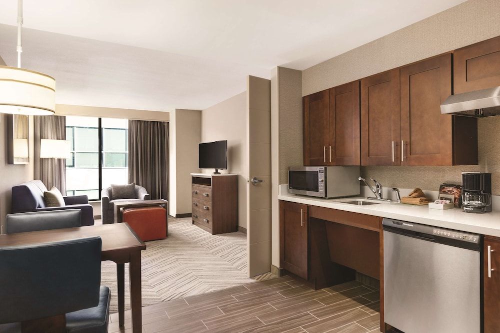 undefined Homewood Suites by Hilton Washington DC Capitol-Navy Yard 10