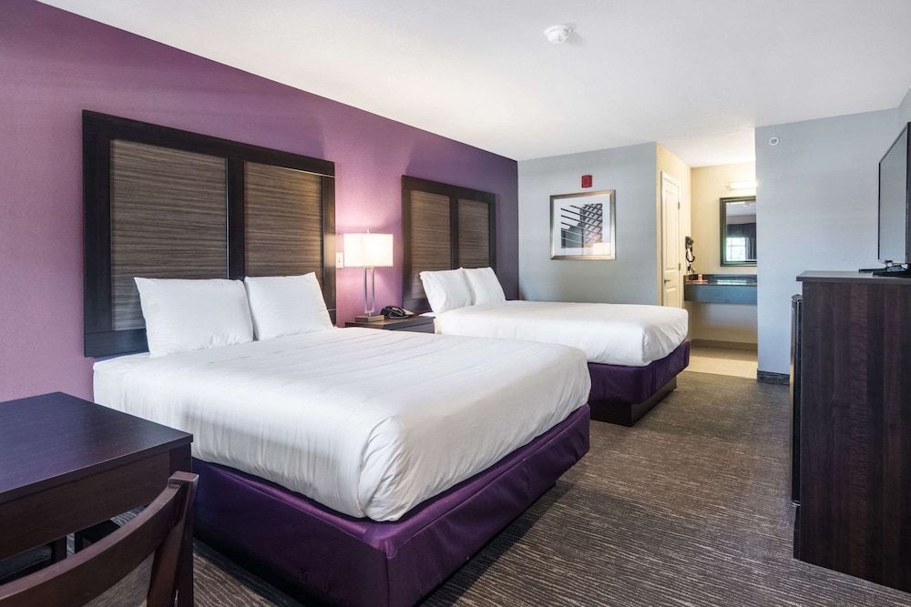 Standard Room, 2 Queen Beds, Non Smoking