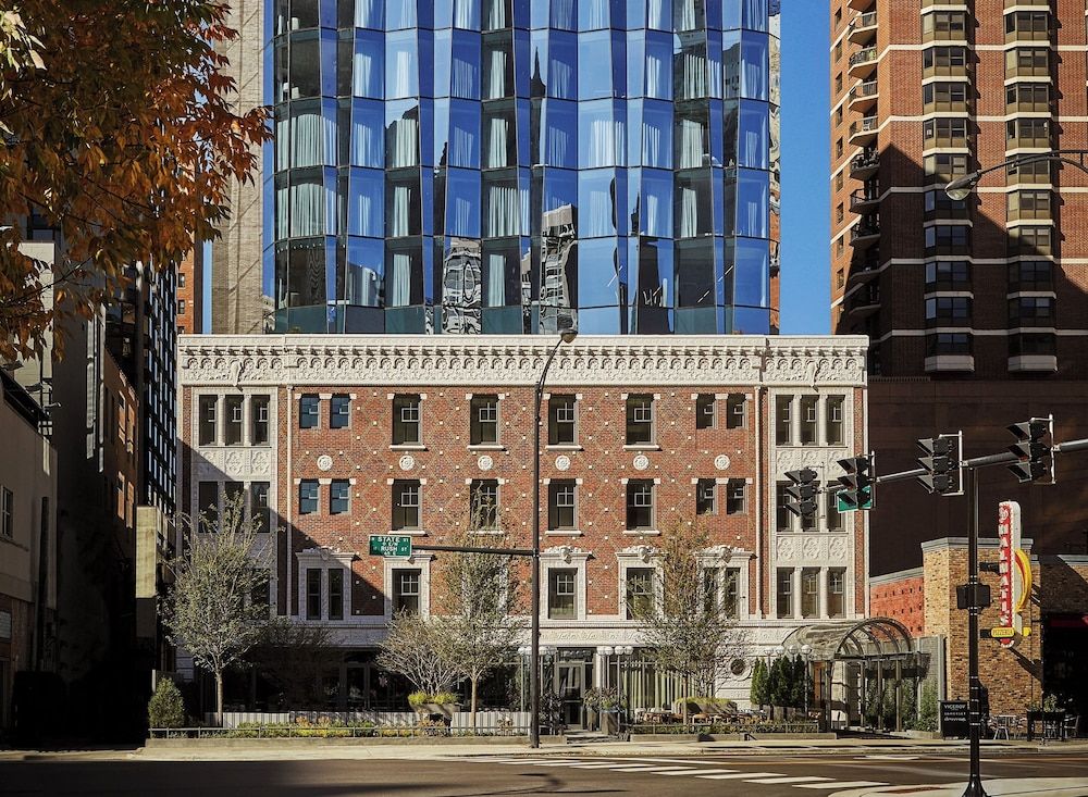 undefined Viceroy Chicago