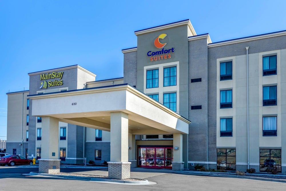 undefined MainStay Suites Near Denver Downtown 3