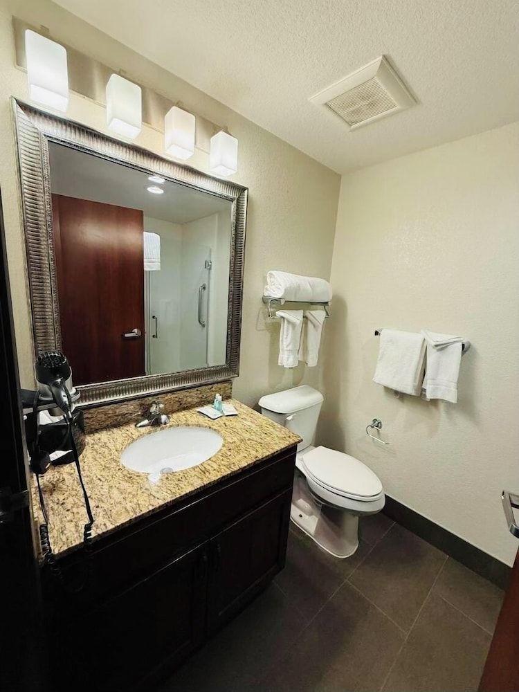 undefined MainStay Suites Near Denver Downtown 10