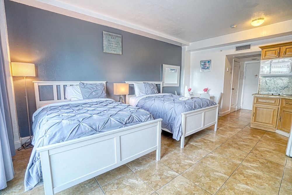 undefined Private Apartments at the Casablanca 9