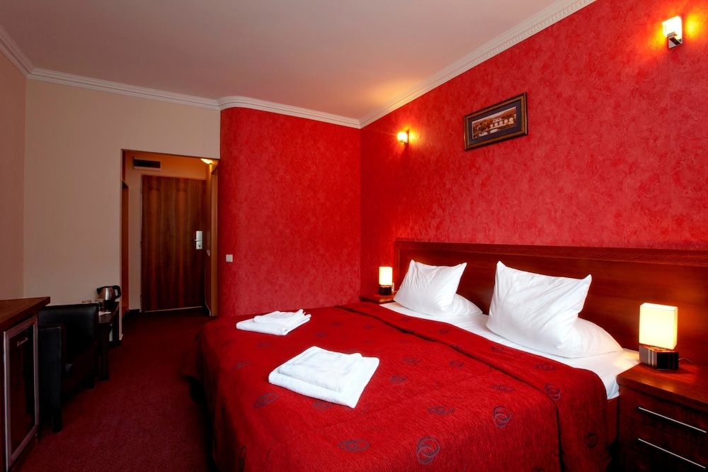 undefined Hotel Relax Inn 4