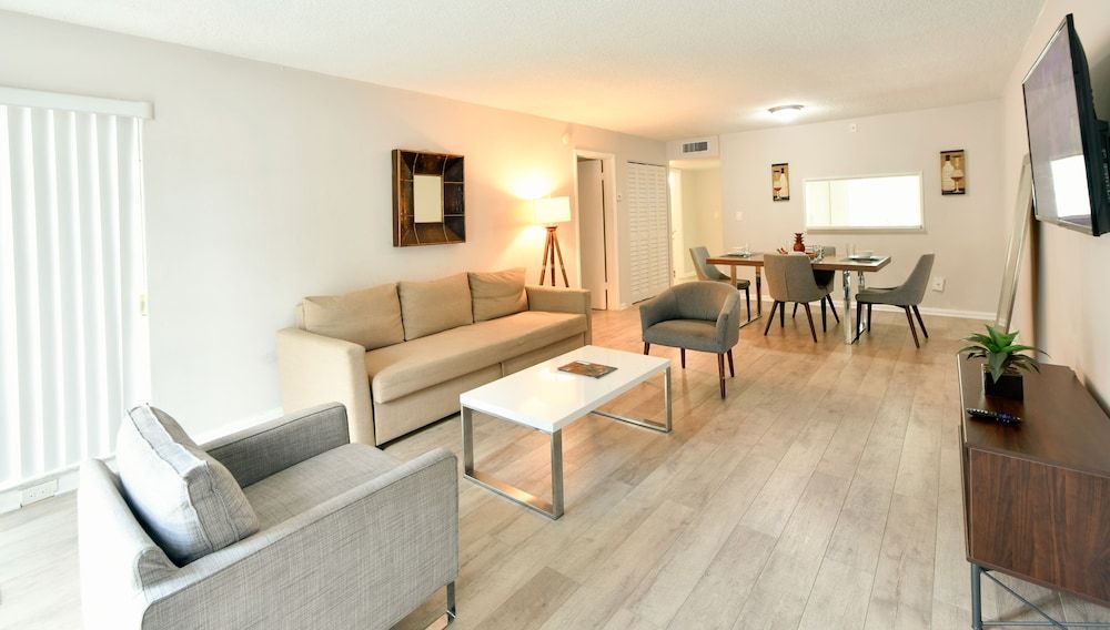 Artrageous on the river By RocketStay Apartment One Bedroom 9