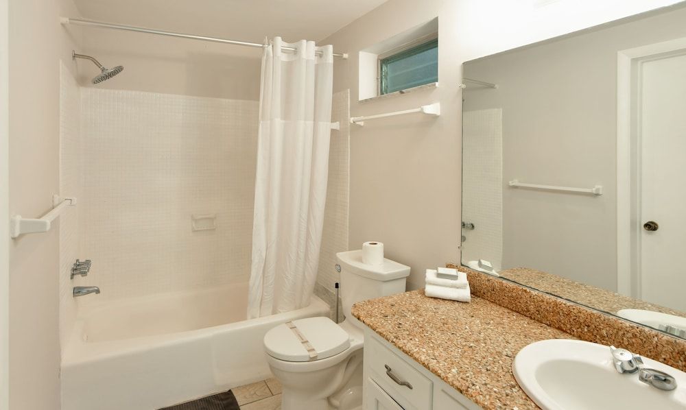 Artrageous on the river By RocketStay Apartment One Bedroom 6