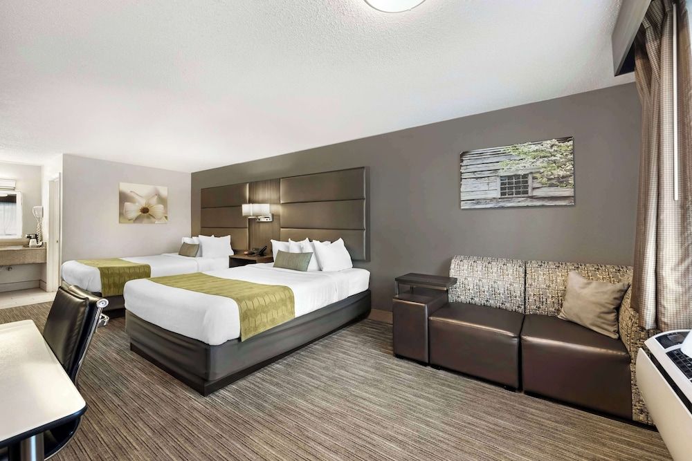 Best Western Dickson Standard Room, 2 Queen Beds, Non Smoking (Pet Friendly) 2