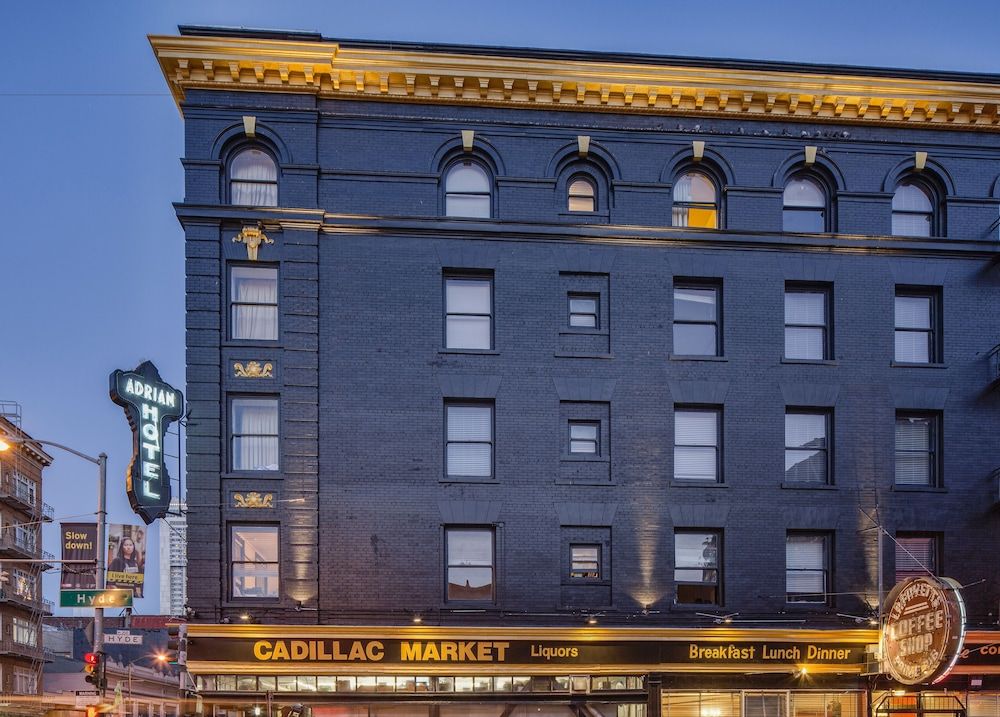 undefined The Adrian 6