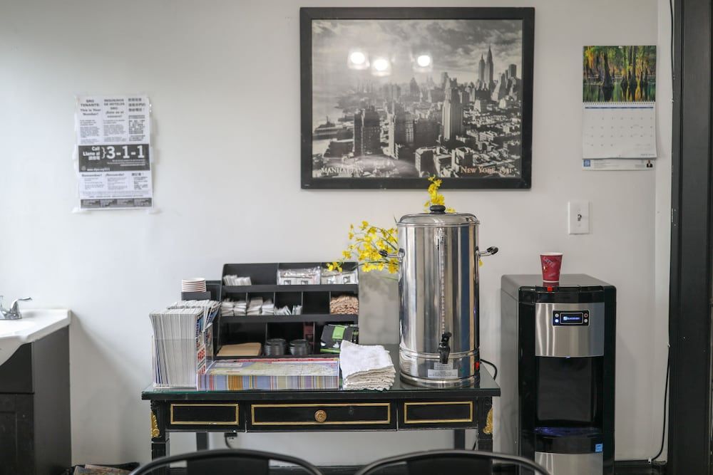 undefined The Adrian 8