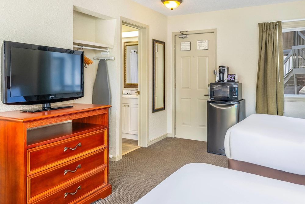 Room, 2 Double Beds, Non Smoking